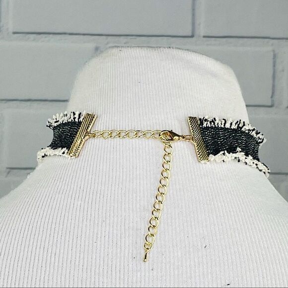 10/$25🦋 Farah Jewelry Frayed Edge Black Denim Choker - Picture 6 of 7